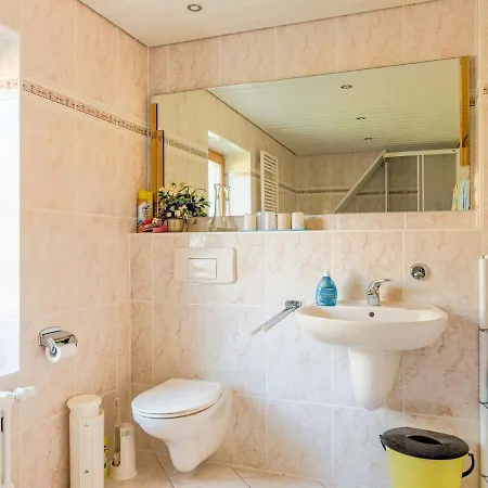 Lovely Holiday In With Terrace And Garden Tatil Evi Rottendorf
